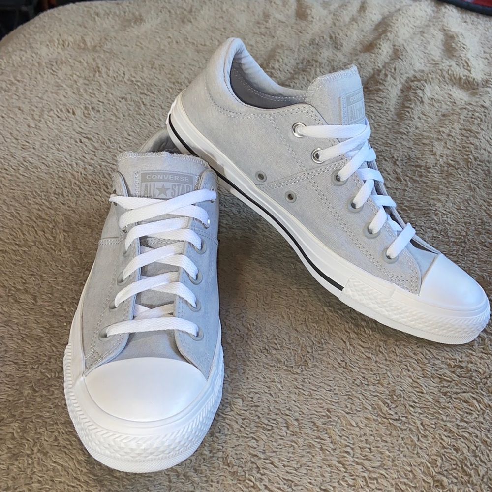 Converse All Star Chuck Taylor Madison Sneaker